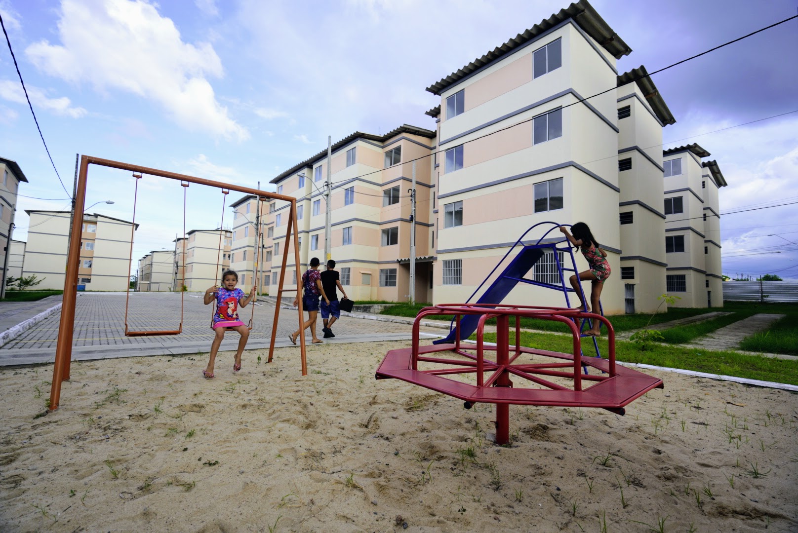 Dois novos conjuntos habitacionais serão construídos com recursos de novo contrato entre Governo do Ceará e Caixa