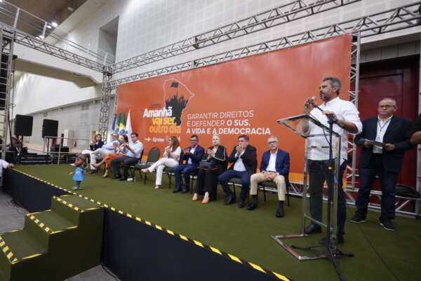 Defesa do diálogo é destaque na abertura da 10ª edição da Conferência Estadual de Saúde