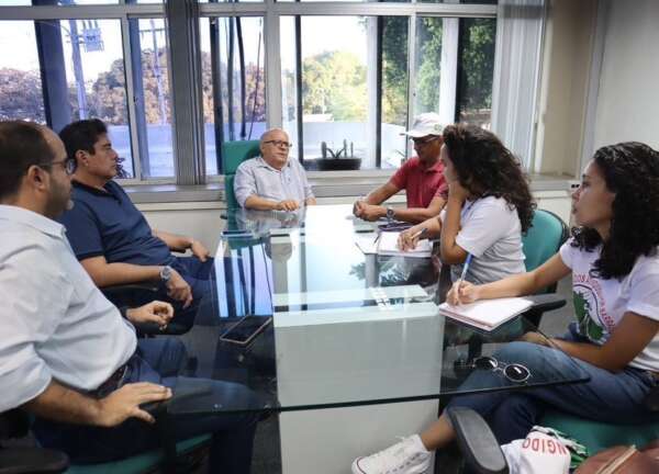 SRH e Cogerh recebem integrantes do Movimento dos Atingidos por Barragens