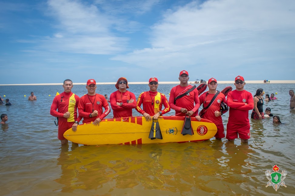 CBMCE resgata 249 banhistas de afogamentos no 1º quadrimestre de 2023