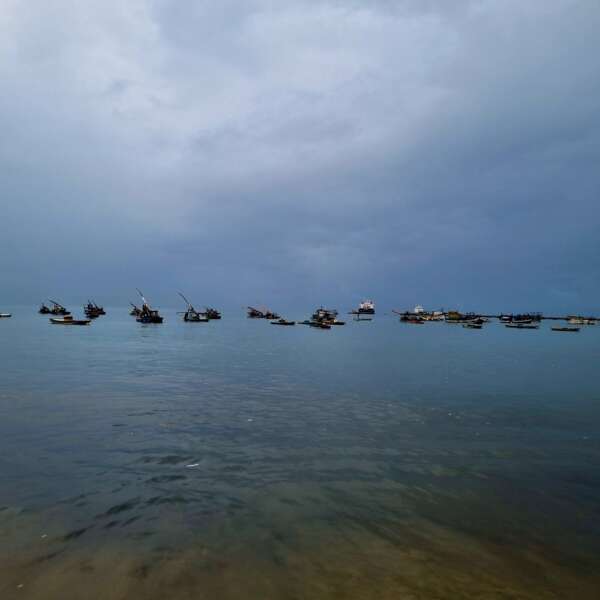 Boletim de balneabilidade da Semace apresenta seis praias próprias para banho