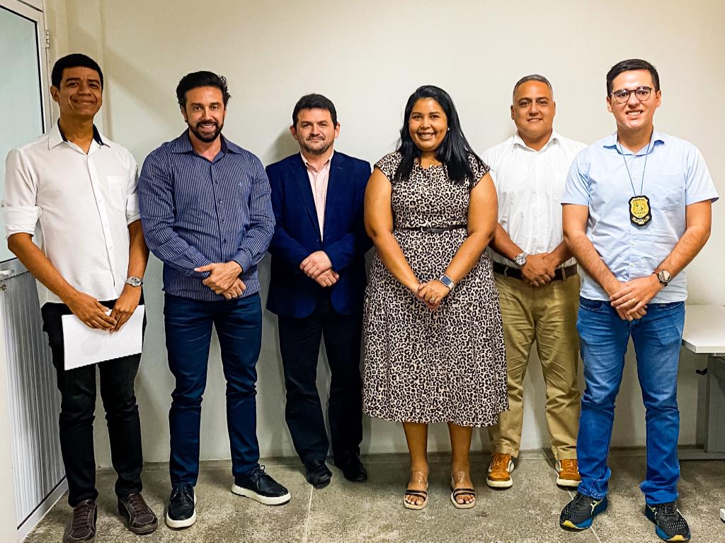 Supesp recebe representante de delegacia especializada de pessoas desaparecidas