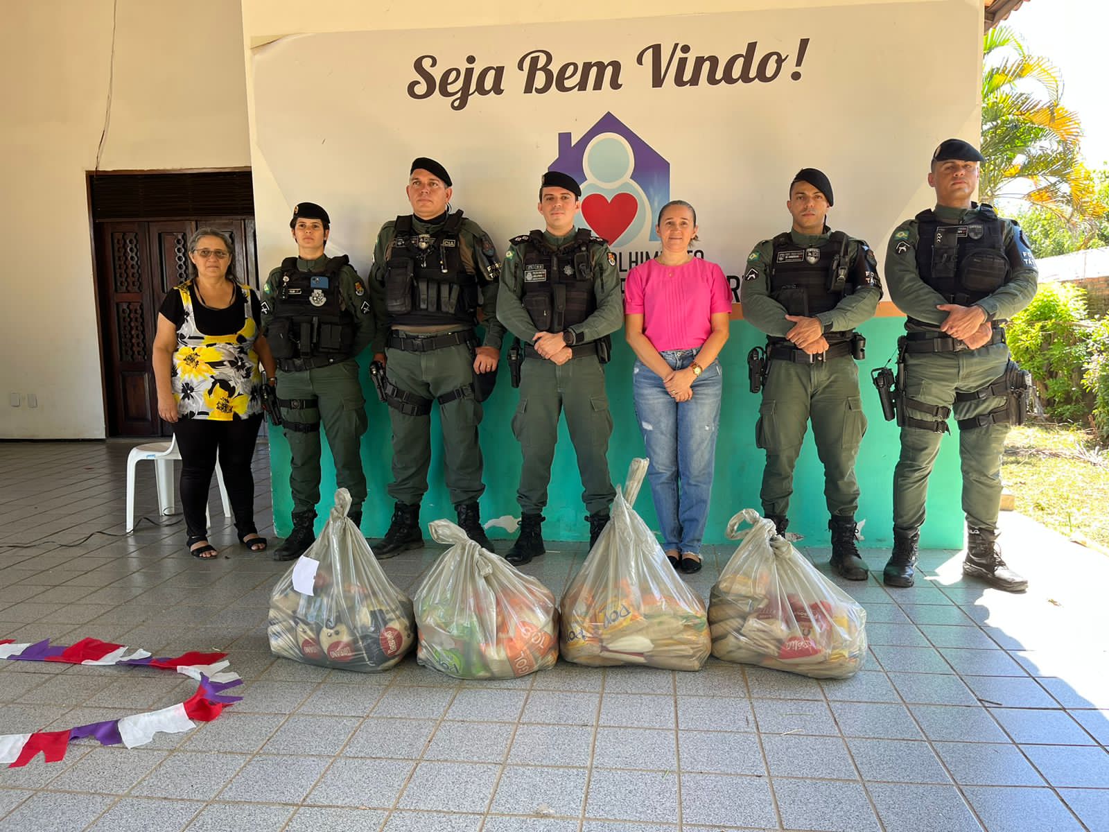 Polícia Militar doa 700 kg de alimentos para instituições filantrópicas no Cariri