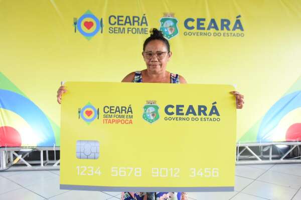 Governo do Ceará realiza entregas de cartões Ceará Sem Fome em Itapipoca, Trairi, Itarema e Acaraú