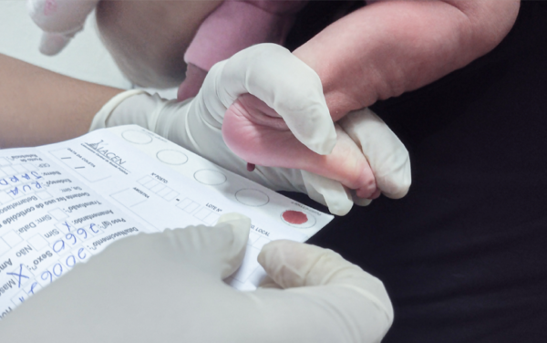 Teste do pezinho: algumas gotas de sangue podem mudar a vida de um bebê