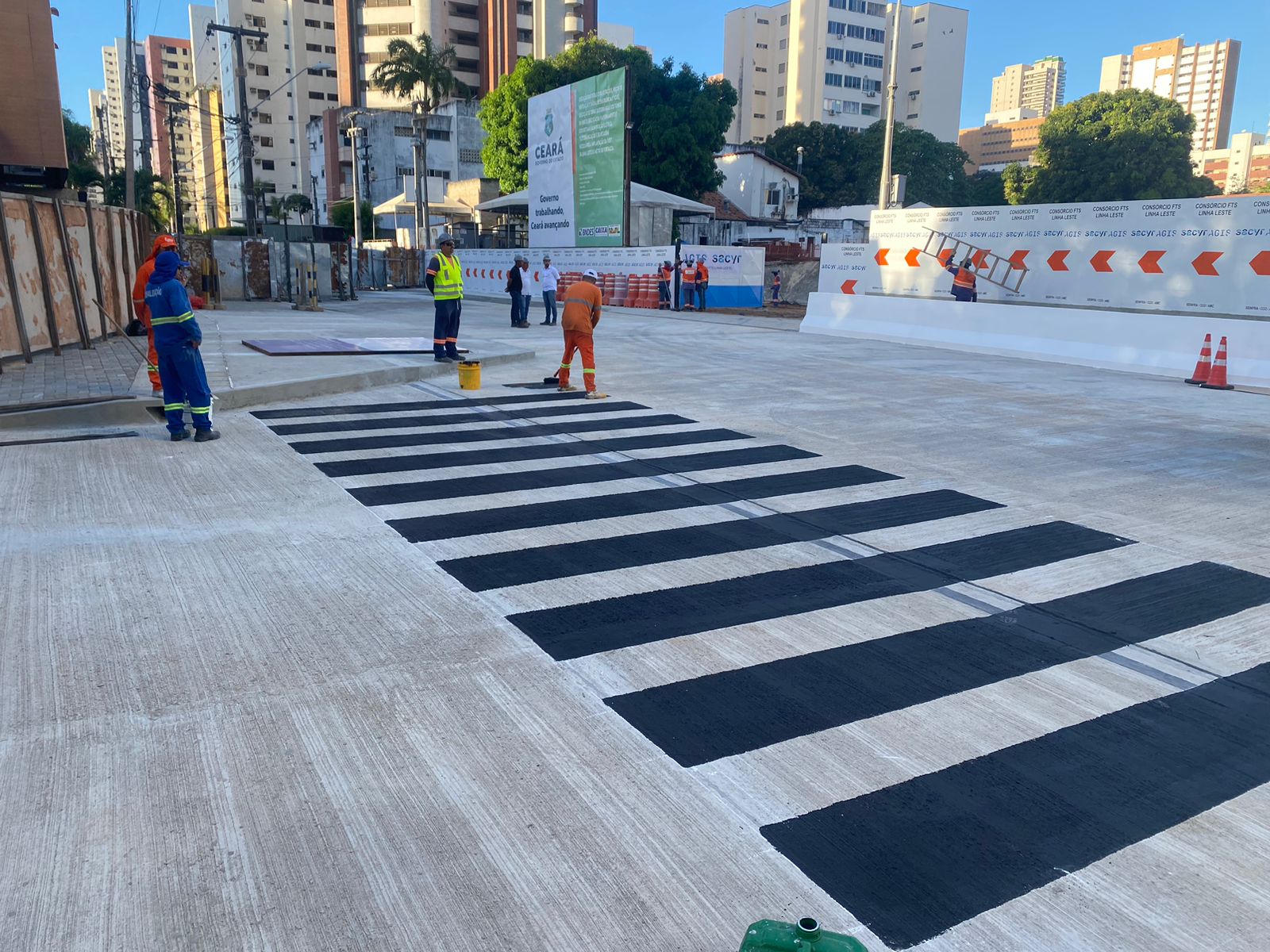 Tráfego de veículos e pedestres será liberado na Rua Nunes Valente neste sábado (29)