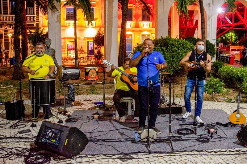 Roda de samba é opção gratuita para curtir o encerramento do ciclo Férias no Dragão neste domingo (30)