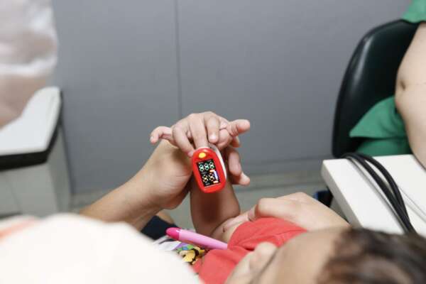 Temporada de ventos fortes requer atenção com doenças respiratórias