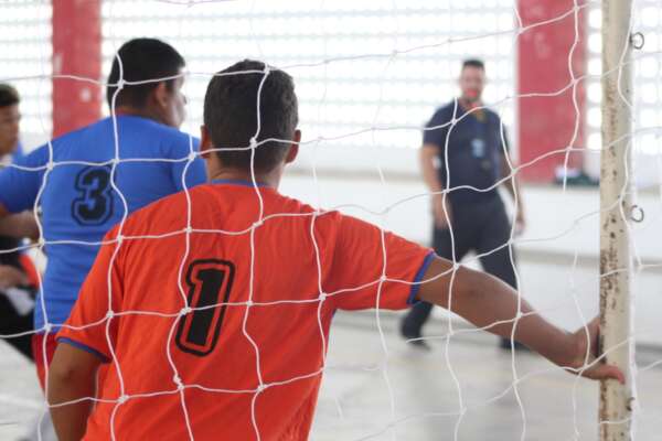 Seas e Federação Cearense de Futsal firmam Termo de Cooperação Técnica