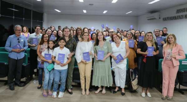 Seduc sedia lançamento do livro Estados Eficazes na Gestão da Aprendizagem