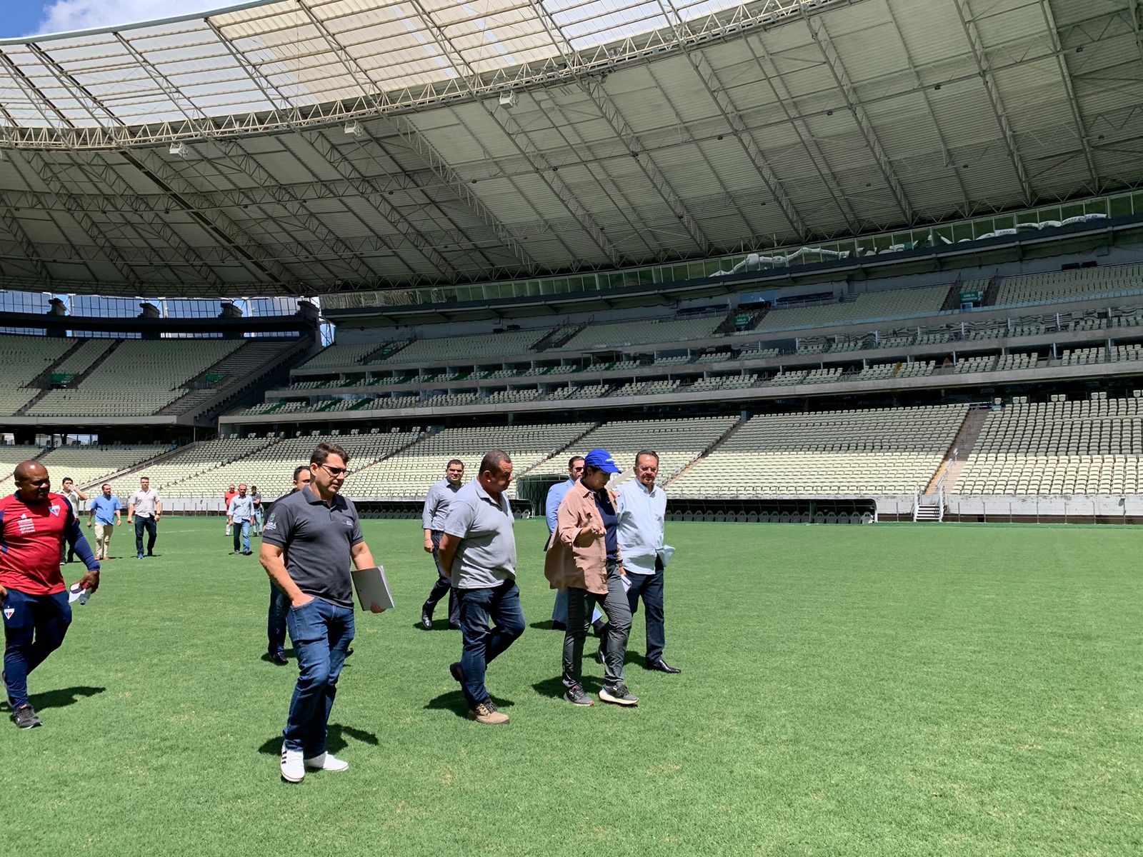 Arena Castelão recebe visita técnica da Conmebol para realização das quartas de final da Copa Sul-Americana
