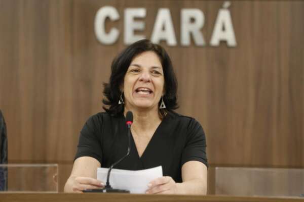 Secretaria dos Direitos Humanos do Ceará e Ministério discutem políticas voltadas às pessoas com deficiência