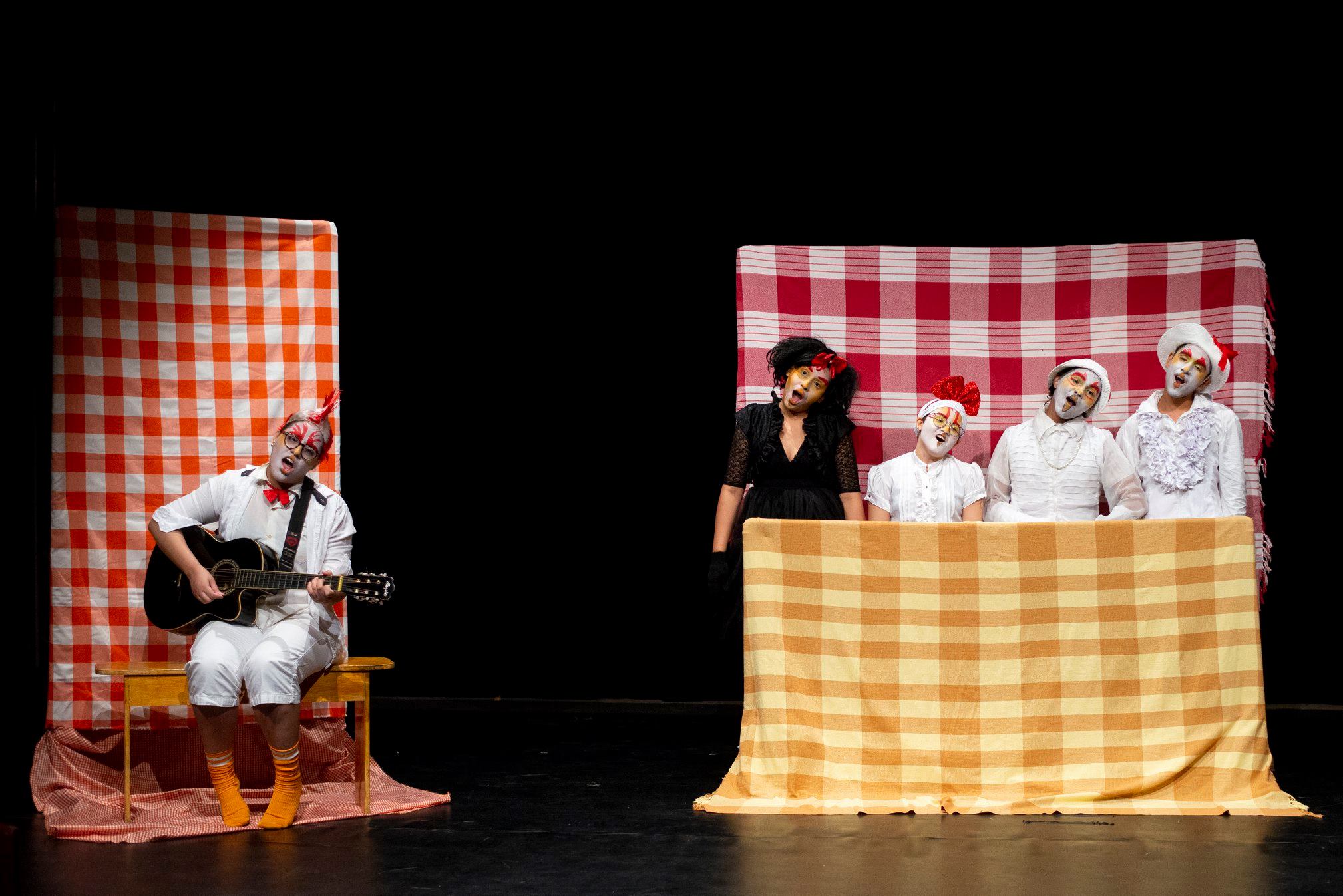 Temporada do musical infantil “O Galinheiro de Bragança” inicia no Teatro Dragão do Mar