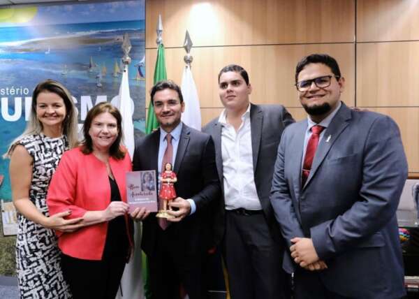 Ceará é um dos primeiros estados a ser recebido pelo novo ministro do Turismo após sua posse