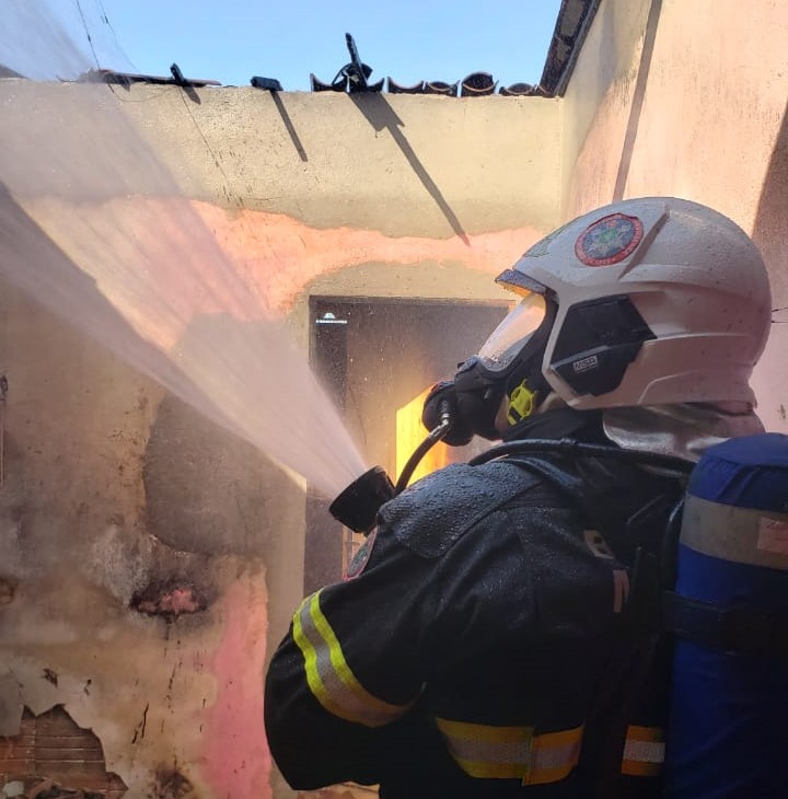 Corpo de Bombeiros atendeu 727 incêndios em residências em 2023