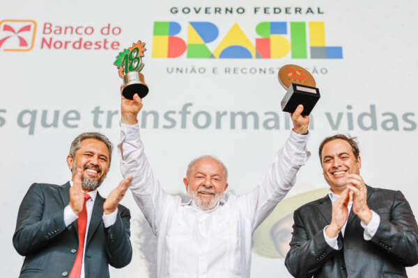 No aniversário do Crediamigo e do Agroamigo, com presidente Lula e governador Elmano de Freitas, BNB anuncia R$ 8,5 bi para agricultura familiar