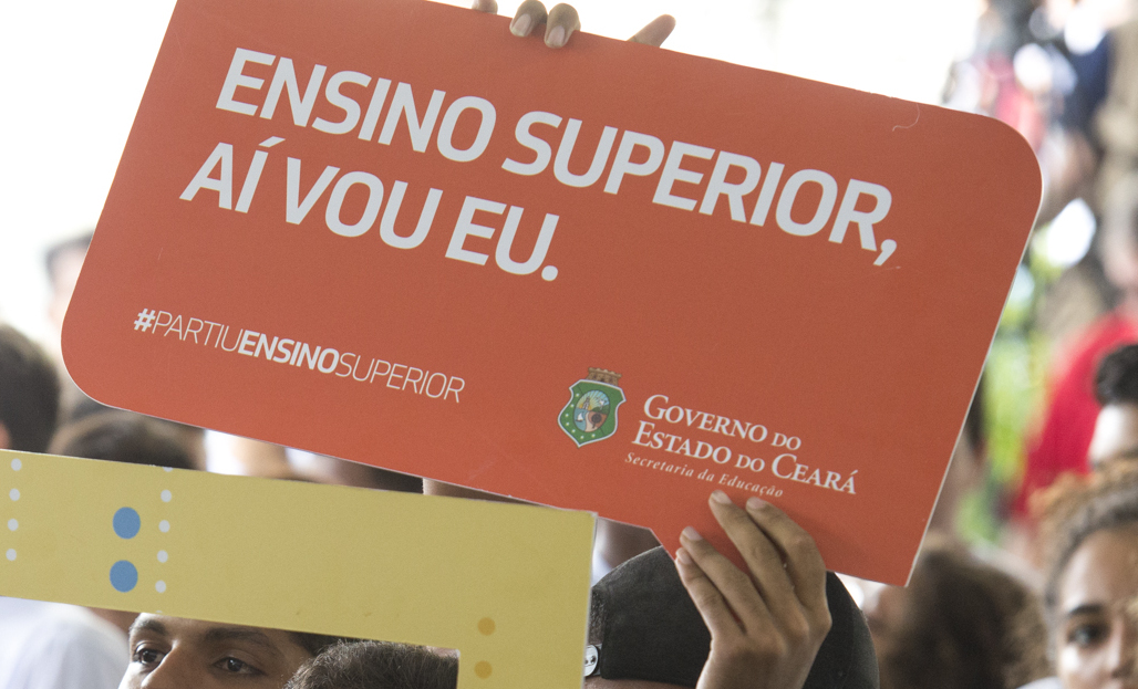 Rede estadual do Ceará tem 16 aprovados em Medicina em universidades públicas estaduais