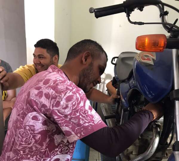 Instituto Centec leva qualificação profissional a comunidades quilombolas do estado