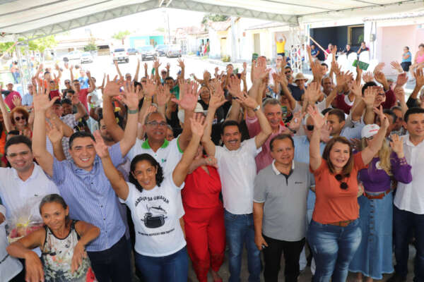 Assentados de Uruanan recebem escritório conjunto da Ematerce e do Idace