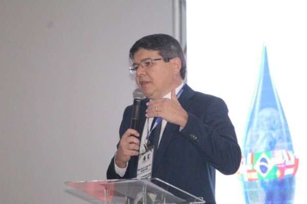 Secretário executivo do Agronegócio, Silvio Carlos, foi escolhido presidente da Associação Brasileira de Irrigação e Drenagem