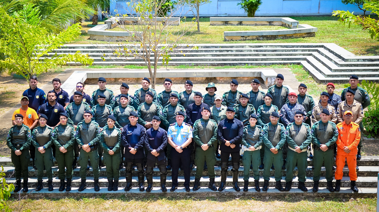 Mais de 40 agentes iniciam formação para Segurança de Autoridades Governamentais na Aesp-CE