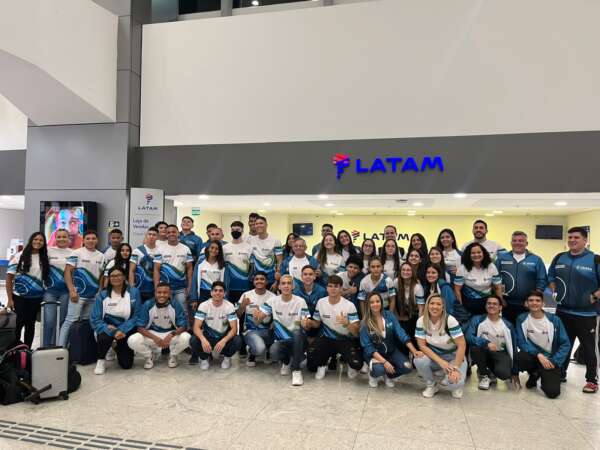 2º bloco da Delegação Cearense embarca para os Jogos da Juventude