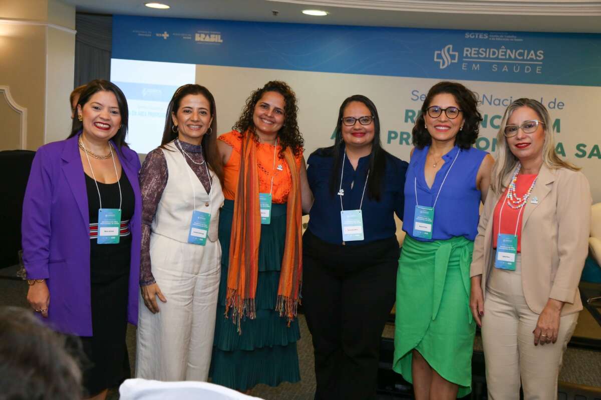 ESP participa do Seminário Nacional de Residências em Área Profissional da Saúde em Brasília