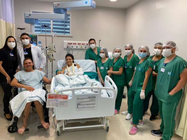 Após acidente automobilístico, casal fica noivo durante internação no HRVJ