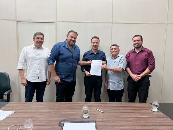 Indústria calçadista vai gerar mais 600 empregos após ampliação em Pentecoste