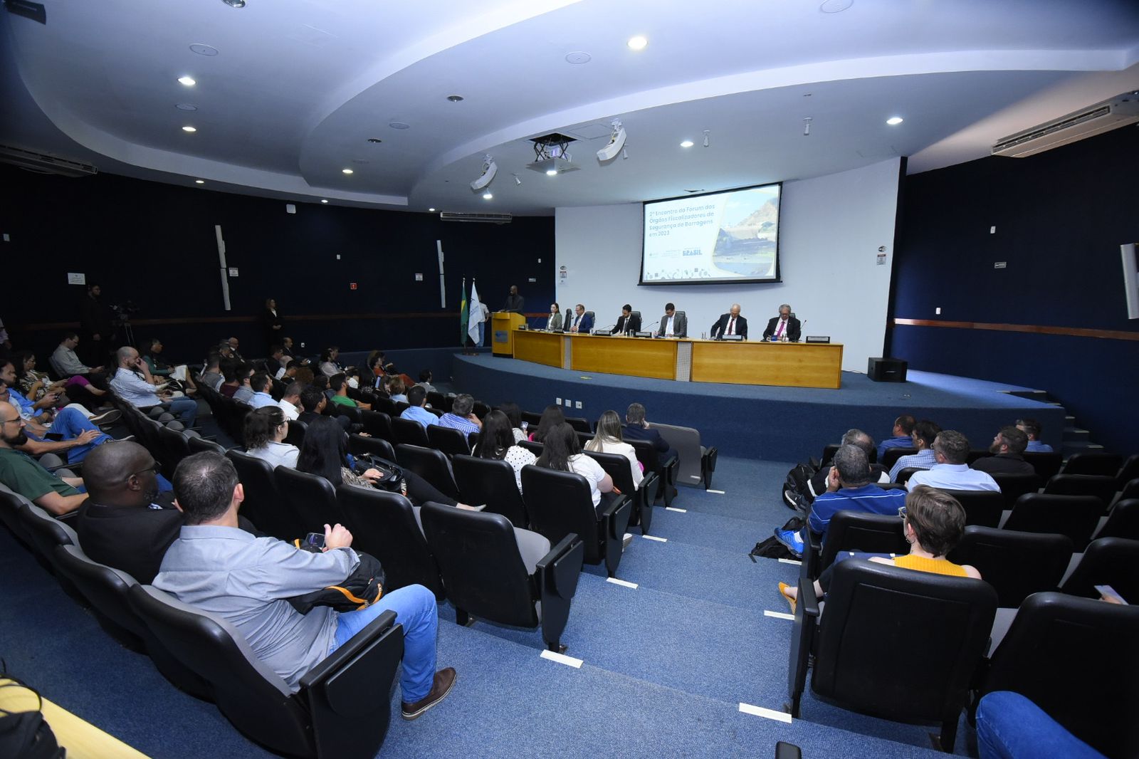 SRH participa de debate para avanços e desafios da Política Nacional de Segurança de Barragens