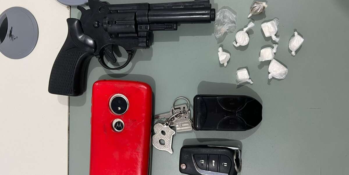 PMCE captura dupla com diversas passagens pela polícia em Caucaia