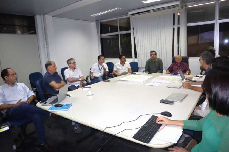 Agência Francesa de Desenvolvimento (AFD) discute Projeto Malha D’água em visita à SRH