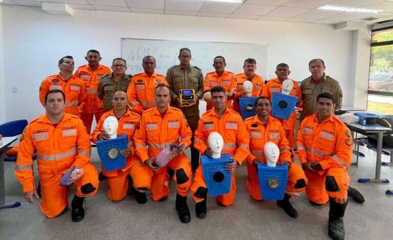 Bombeiros Militares aprimoram preparo técnico em ressuscitação cardiopulmonar