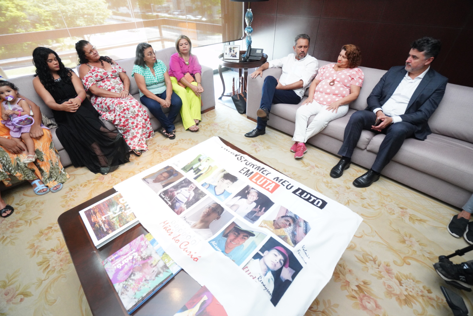 Governo do Ceará vai pagar indenização aos familiares e vítimas sobreviventes da chacina do Curió