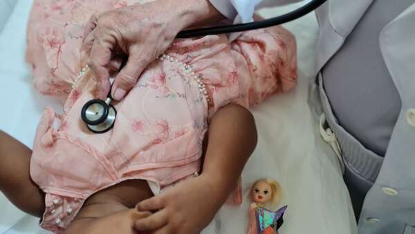 Outubro Verde: campanha chama a atenção para o diagnóstico precoce e tratamento da sífilis congênita