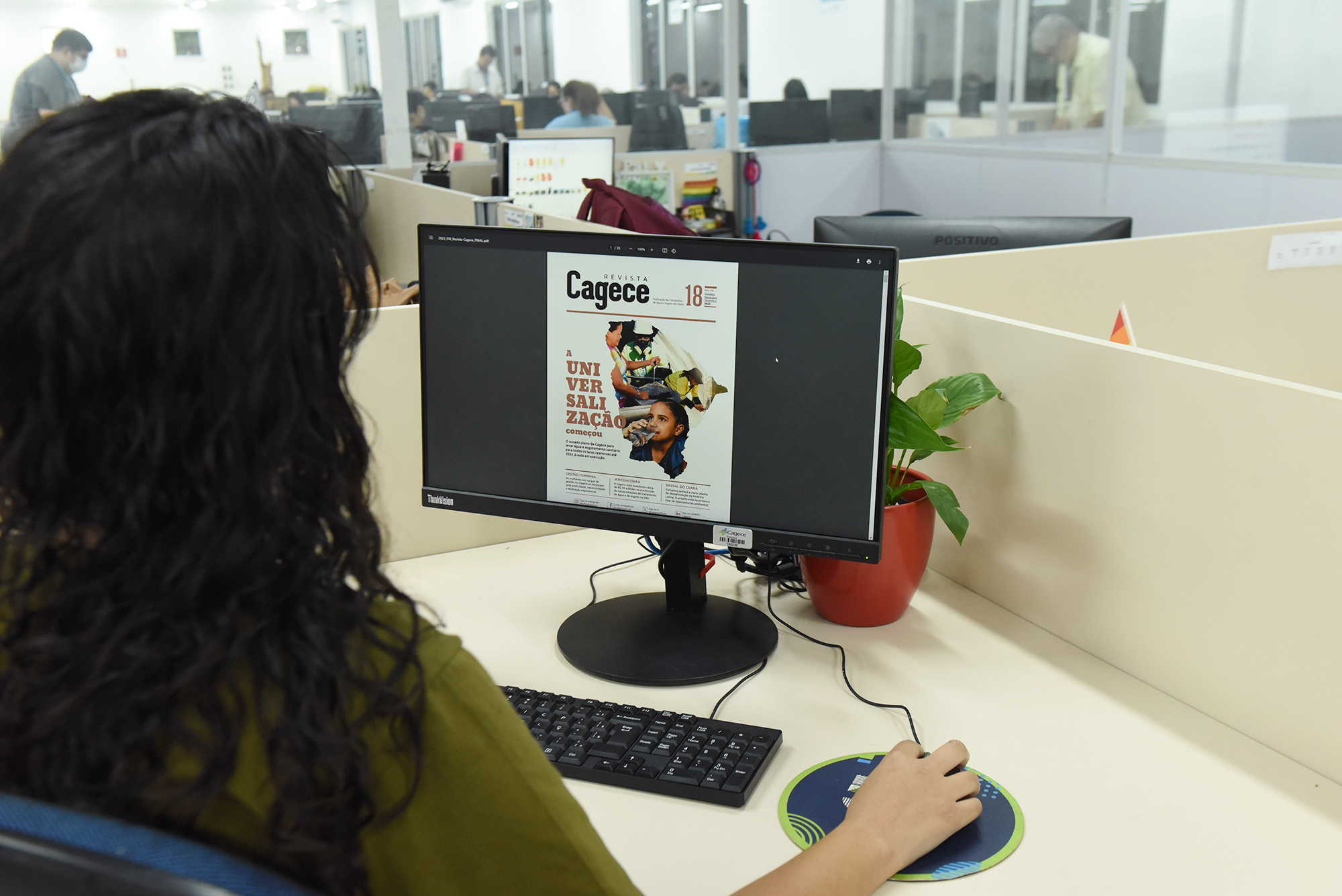 Revista Cagece: 18ª edição destaca o ousado plano de universalização de água e esgotamento no Ceará