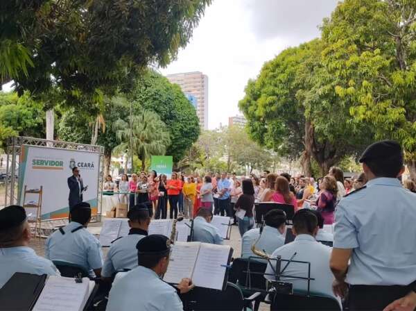 PGE e Secretarias Estaduais celebram o Dia do Servidor no Centro Administrativo Bárbara de Alencar