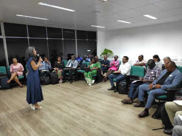 Seduc recebe comitivas de países africanos e do Banco Mundial para troca de experiências