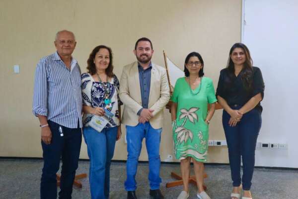 Secretaria da Pesca e Aquicultura firma parceria com SRH para Programa Água Doce