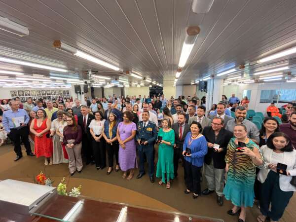 Governo do Ceará reconhece importância do servidor público com entrega de Medalha e Prêmio do Mérito Funcional