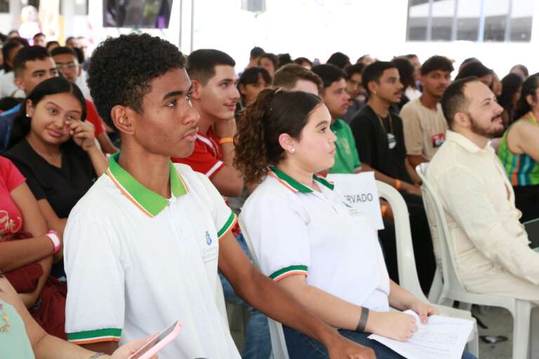 “Esquenta Enem” traz atividades de preparação e motivação na reta final para o Exame