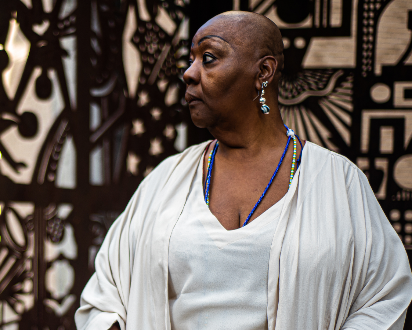 Virgínia Rodrigues faz show “Poesia e Nobreza” no Cineteatro São Luiz, homenageando Paulinho da Viola e Tiganá Santana