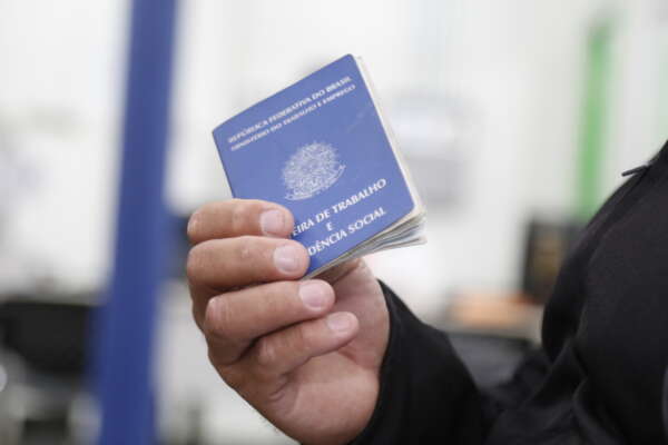 Com 5,6 mil novos empregos em abril, Ceará mantém tendência de crescimento