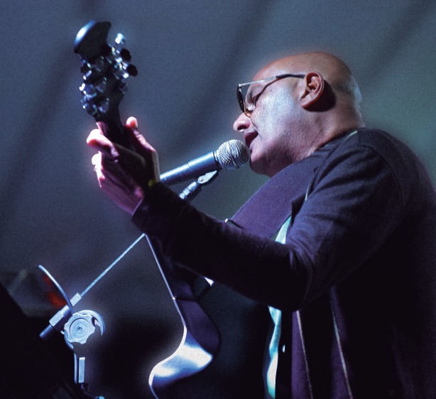 Músico e compositor Pedro Paulo Chagas lança o songbook “Vovô e Eu na Vila da Música” nesta sexta-feira (17)