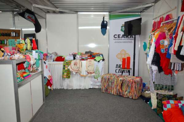 Expoece: SAP participa com exposição do trabalho da polícia penal e artesanatos produzidos por internos do sistema penitenciário