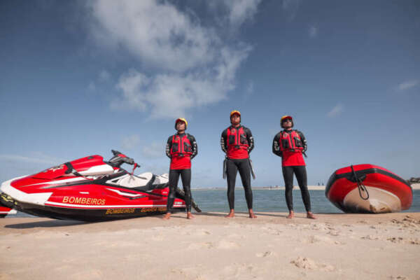 Dia do Guarda-Vidas: SSPDS celebra os profissionais que garantem a segurança dos banhistas no litoral cearense