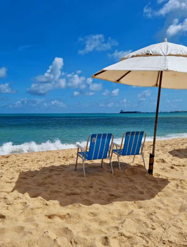 Litoral de Fortaleza está com 23 trechos próprios para banho