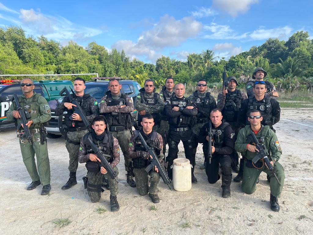 Com auxílio da Ciopaer, PMCE prende suspeito e apreende mais de 18 kg de drogas em Caucaia