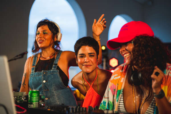 Ferve + Felipe Cordeiro e espetáculo FortalKuntball são destaques na programação da Estação das Artes neste fim de semana