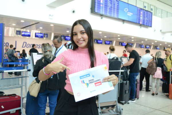 Jovens Embaixadores 2024: aluna cearense inicia jornada de intercâmbio pelo programa